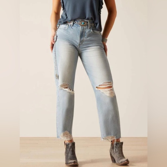 NWT Ariat jeans Mykonos ultra high rise Tom boy distressed jeans 33 reg - Picture 1 of 16